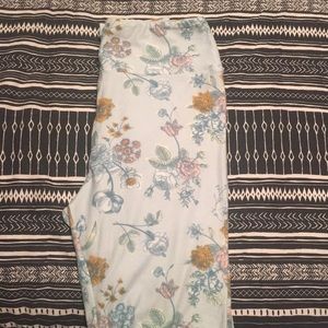 Mint green floral LulaRoe OS